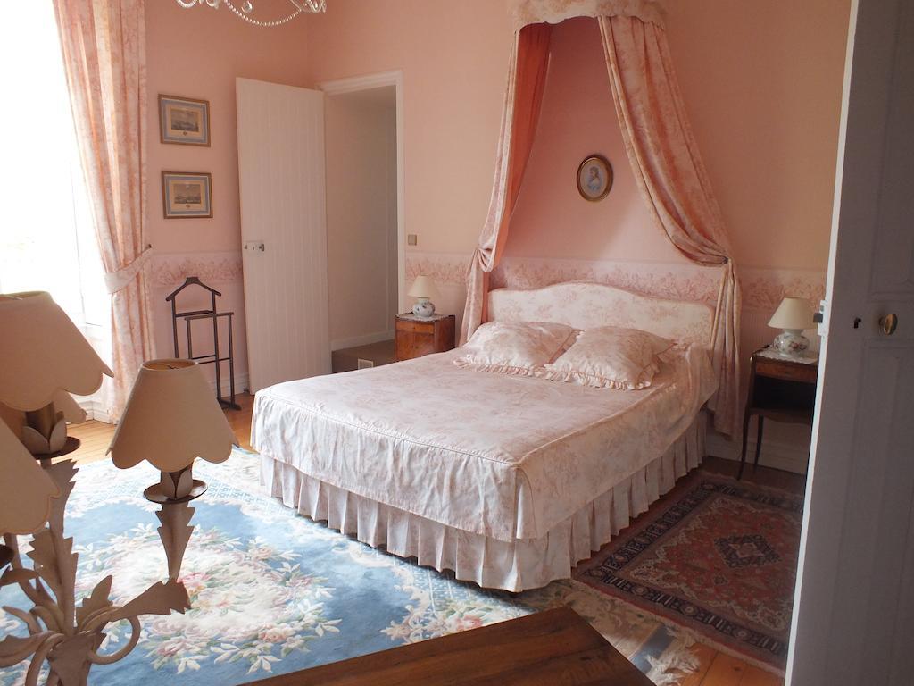 Chateau De Naze Vivy-Saumur Oda fotoğraf